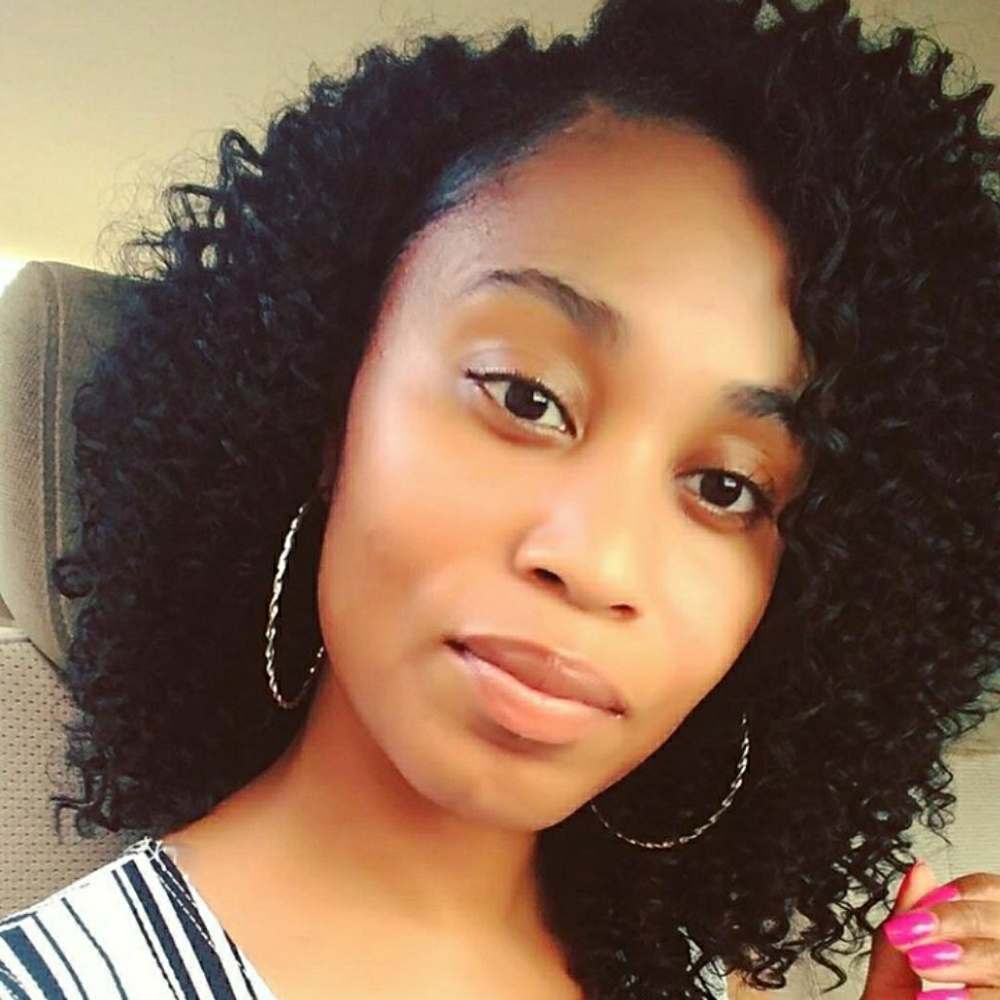 Meet your Posher, Ashlyn